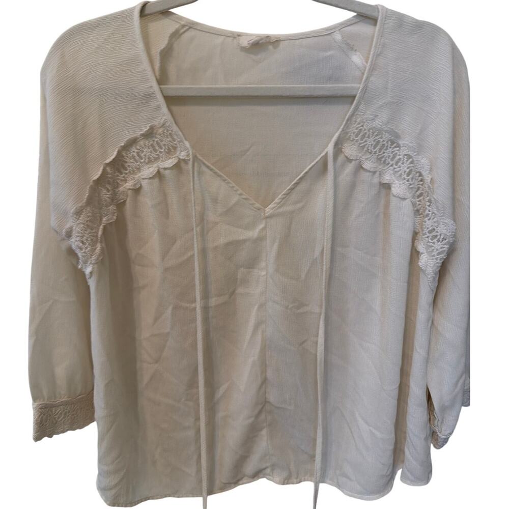 E&M Cream Lace Trimmed Blouse Women's Size Medium Boho Cottage Coastal Fairy